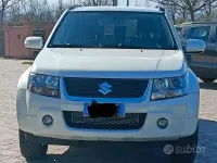 Usata Suzuki Grand Vitara 129 CV (94 kW) 2010 Bianco SUV