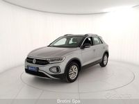 Usata VW T-Roc Life 150 CV (110 kW) 2023 Grigio SUV