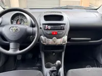 Usata Toyota Aygo 68 CV (50 kW) 2010 Grigio Utilitaria