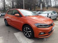 Usata VW Polo Comfortline 75 CV (55 kW) 2018 Arancione Berlina
