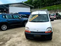 Usata Renault Kangoo 65 CV (47 kW) 2003 Bianco Monovolume