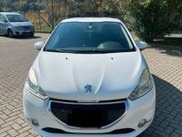 Gebraucht Peugeot 208 82 PS (60 kW) 2013 Weiß Kleinwagen