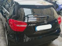Usata Mercedes A200 136 CV (100 kW) 2014 Nero Berlina