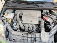 Usata Ford Fiesta 90 CV (66 kW) 2007 Verde Utilitaria