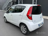 Usata Opel Agila 86 CV (63 kW) 2009 Bianco Utilitaria