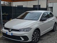 Usata VW Polo Life 80 CV (58 kW) 2023 Beige Utilitaria