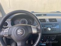 Usata Suzuki Swift 2010 Grigio Utilitaria