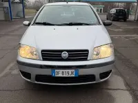 Usata Fiat Punto Dynamic 60 CV (44 kW) 2007 Argento Utilitaria