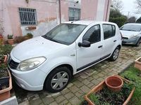 Usata Dacia Sandero 75 CV (55 kW) 2009 Berlina
