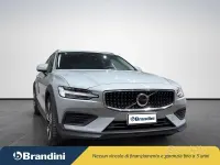 Usata Volvo V60 CC Core 197 CV (144 kW) 2023 Grigio met. Station wagon