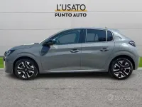 Usata Peugeot 208 Allure 101 CV (74 kW) 2025 Grigio Utilitaria