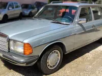 Usata Mercedes E200 109 CV (80 kW) 1983 Bluazzurro Station wagon