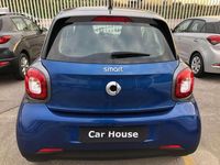 Usata Smart ForFour Prime 71 CV (52 kW) 2018 Blu/azzurro Utilitaria