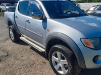 Usata Mitsubishi L200 136 CV (100 kW) 2006 Grigio Pick-up