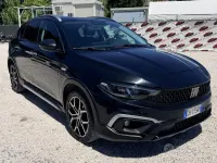 Usata Fiat Tipo Cross 100 CV (73 kW) 2022 Nero Berlina