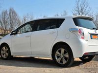 Usata Toyota Verso 132 CV (97 kW) 2016 Bianco Monovolume