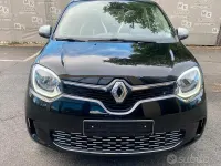Usata Renault Twingo Urban Night 65 CV (47 kW) 2022 Nero Utilitaria