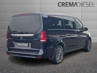 Usata Mercedes V300 Premium 239 CV (175 kW) 2022 Blu/azzurro Monovolume