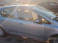 Usata Opel Corsa 90 CV (66 kW) 2006 Blu Berlina