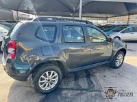 Usata Dacia Duster 110 CV (80 kW) 2016 Nero SUV