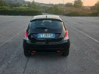 Usata Lancia Ypsilon 69 CV (50 kW) 2015 Nero Utilitaria