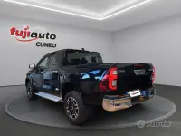 Nuova Toyota HiLux Executive 204 CV (150 kW) 2026 Nero Pick-up