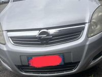 Usata Opel Zafira 177 CV (130 kW) 2009 Grigio Monovolume