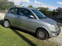 Usata Lancia Ypsilon 60 CV (44 kW) 2004 Argento Utilitaria