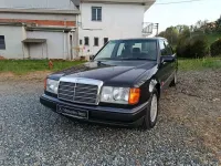 Usata Mercedes 260 160 CV (117 kW) 1989 Nero Berlina