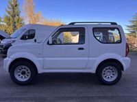 Usata Suzuki Jimny 86 CV (63 kW) 2015 Bianco SUV