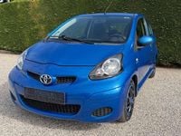 Usata Toyota Aygo 68 CV (50 kW) 2010 Blu/azzurro Utilitaria