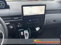 Usata Hyundai Staria Trend 177 CV (130 kW) 2024 Grigio scuro Monovolume