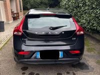Usata Volvo V40 114 CV (83 kW) 2013 Nero Station wagon
