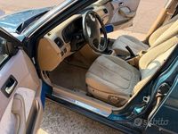 Usata Rover 600 115 CV (84 kW) 1995 Blu Berlina