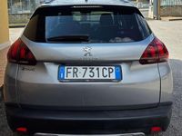 Usata Peugeot 2008 Allure 102 CV (75 kW) 2018 Grigio SUV