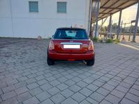 Usata Mini Cooper D Chili 109 CV (80 kW) 2008 Rosso Utilitaria