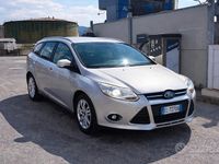 Usata Ford Focus 115 CV (84 kW) 2012 Grigio Station wagon