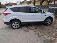 Usata Ford Kuga 150 CV (110 kW) 2016 Bianco SUV