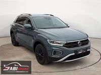 Usata VW T-Roc Style 150 CV (110 kW) 2024 Blu SUV