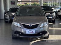Usata Lancia Ypsilon Platinum 69 CV (50 kW) 2018 Grigio Utilitaria