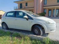 Usata Fiat Grande Punto 77 CV (56 kW) 2009 Bianco Utilitaria