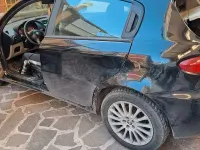 Usata Alfa Romeo 147 116 CV (85 kW) 2007 Nero Utilitaria