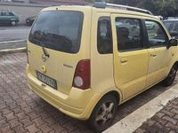 Usata Opel Agila Cosmo 69 CV (50 kW) 2004 Giallo Monovolume