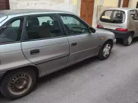 Usata Opel Astra 82 CV (60 kW) 1995 Grigio Berlina