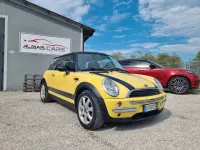 Usata Mini ONE 90 CV (66 kW) 2002 Giallo Utilitaria