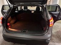 Usata Nissan Qashqai 115 CV (84 kW) 2017 Grigio SUV