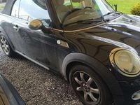Usata Mini Cooper Cabriolet 122 CV (89 kW) 2010 Nero Cabrio