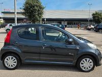 Usata Peugeot 107 68 CV (50 kW) 2007 Grigio Utilitaria