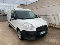 Usata Fiat Doblò S 90 CV (66 kW) 2011 Bianco Monovolume