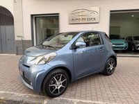 Usata Toyota iQ Lounge 90 CV (66 kW) 2012 Blu Utilitaria